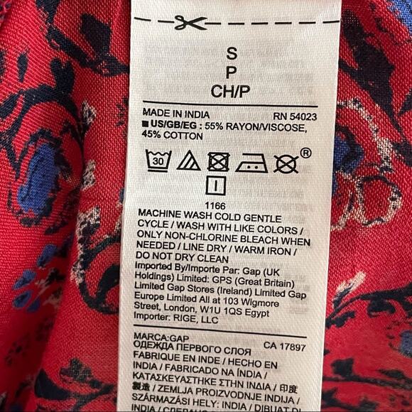 NWT GAP women's lightweight red & blue floral flowy 3/4 sleeve blouse size small - Picture 7 of 7